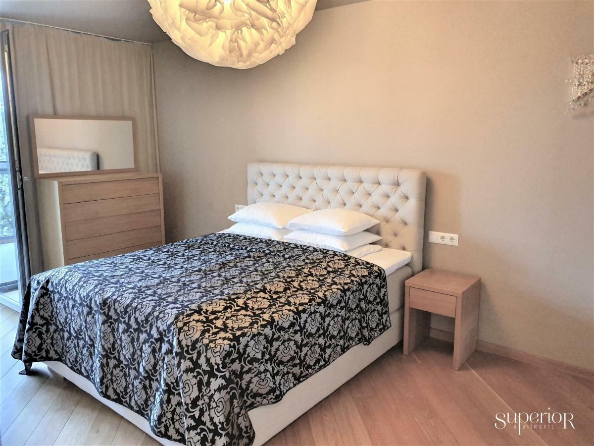 Winwinstay Superior Apartment By River Daugava Riga Kültér fotó