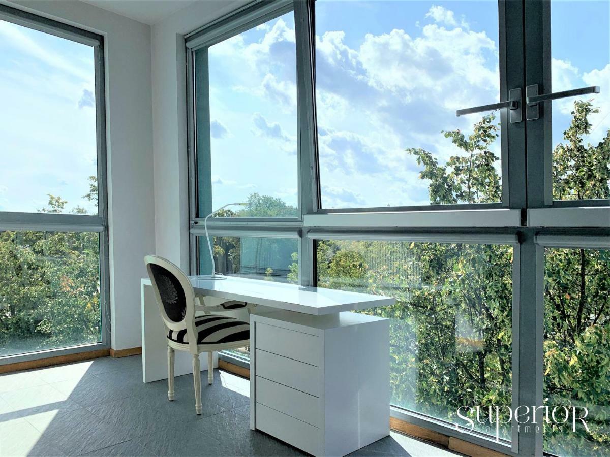 Winwinstay Superior Apartment By River Daugava Riga Kültér fotó